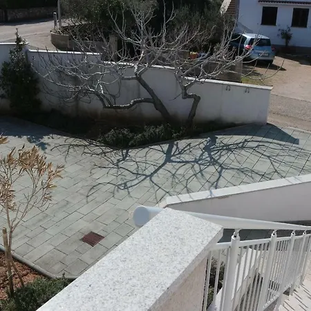 Apartment Fleger Krcka *